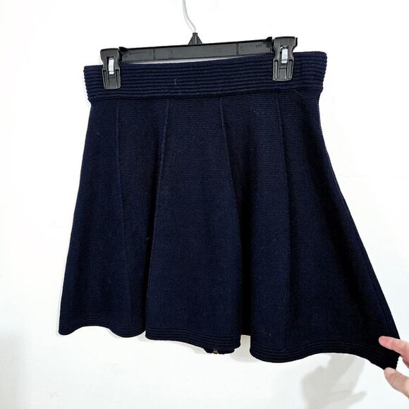 Cynthia Rowley Navy Thick Knit Full Zip Flare High Waist Mini Skirt Size Small - Picture 2 of 6